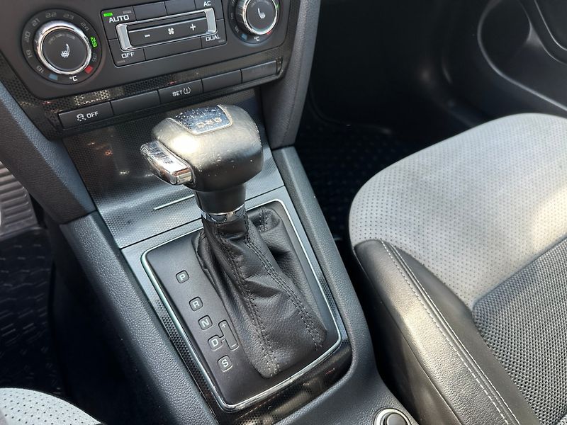 Škoda Octavia (2012) RS 2,0TDI 125kw DSG - fotka 20 z 32