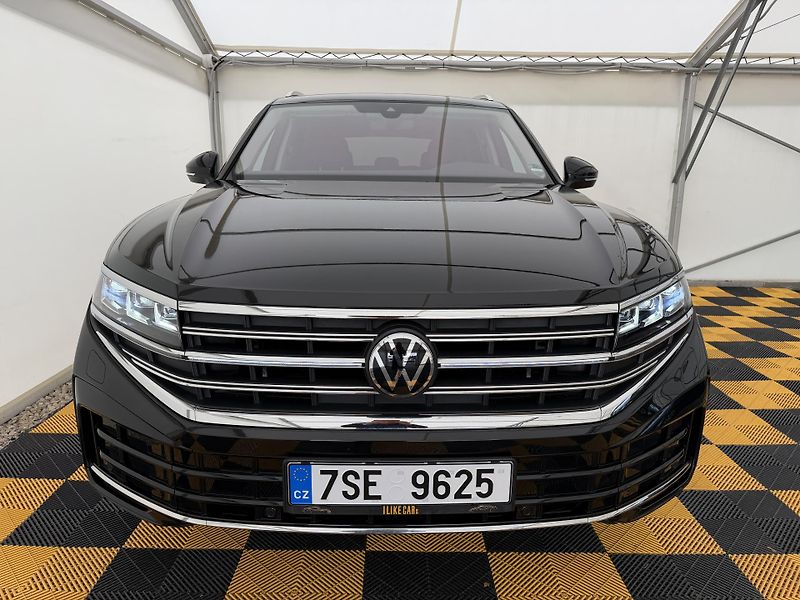 Volkswagen Touareg 3.0Tdi*1-MAJ*DPH*ELEGANCE* - fotka 3 z 49