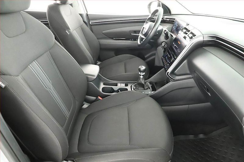 Hyundai Tucson (2022) 1.6 T-GDI - fotka 7 z 21