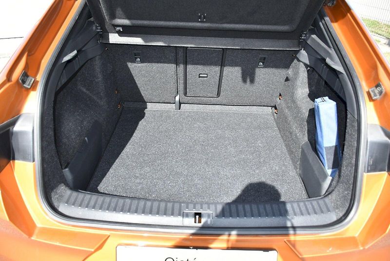 Škoda Enyaq (2023) 80 RS 220kW 4x4 - fotka 31 z 35