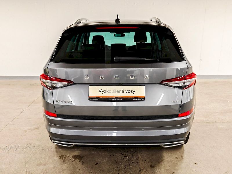 Škoda Kodiaq (2022) 2.0 TSI 140 kW DSG 4x4 L&K - fotka 26 z 30
