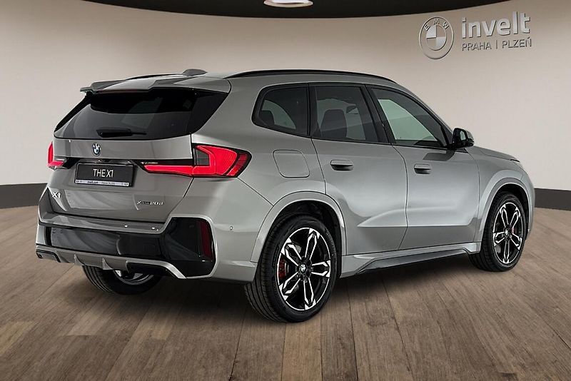BMW X1 xDrive20d - fotka 3 z 25