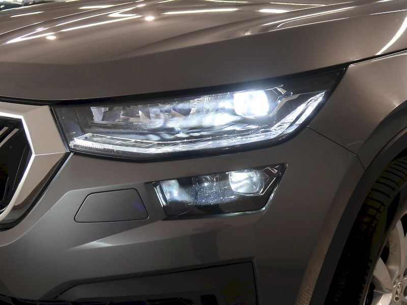 Škoda Kodiaq (2023) STYLE 2.0TDI 147KW 4x4 DSG TAŽ - fotka 10 z 44