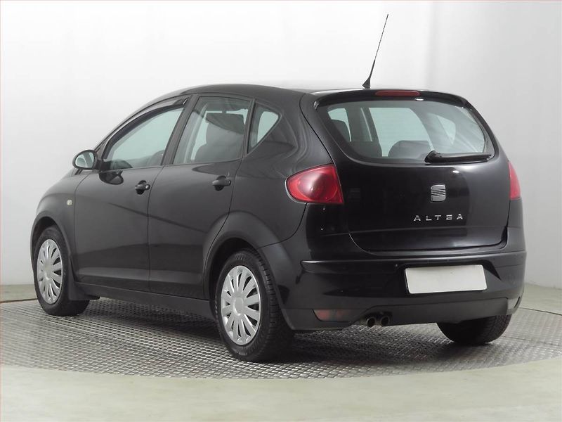 Seat Altea (2007) 1.9 TDI, po STK, dobrý stav - fotka 4 z 17