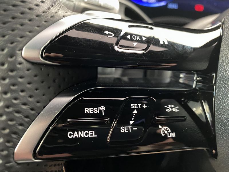 Mercedes-Benz EQS 500 4MATIC 118kWh AMG Line - fotka 13 z 25