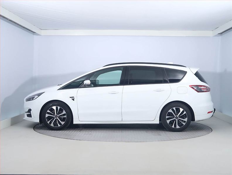 Ford S-MAX (2022) Titanium Hybrid - fotka 3 z 24