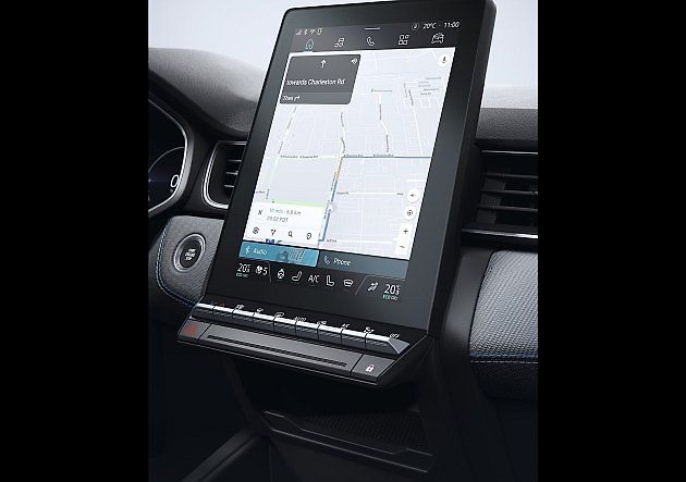 Tento hlavní centrální displej je ve standardu, zdroj: Se svolením Renault