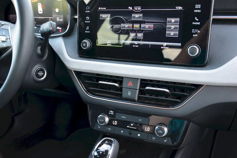 Škoda Kamiq (2025) 1.0 TSI 85 kW TOP Selection DS - fotka 19 z 25