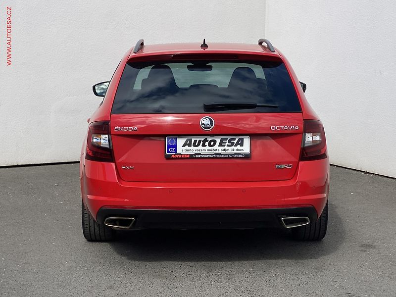 Škoda Octavia (2019) 2.0 TDi 4x4, RS, DSG, +ALU - fotka 5 z 19