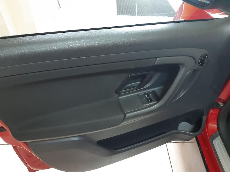 Škoda Fabia 1.2 TSI MONTE CARLO - fotka 16 z 20