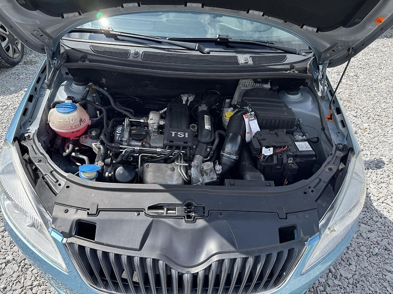 Škoda Roomster 1.2TSi,rezervace - fotka 30 z 39