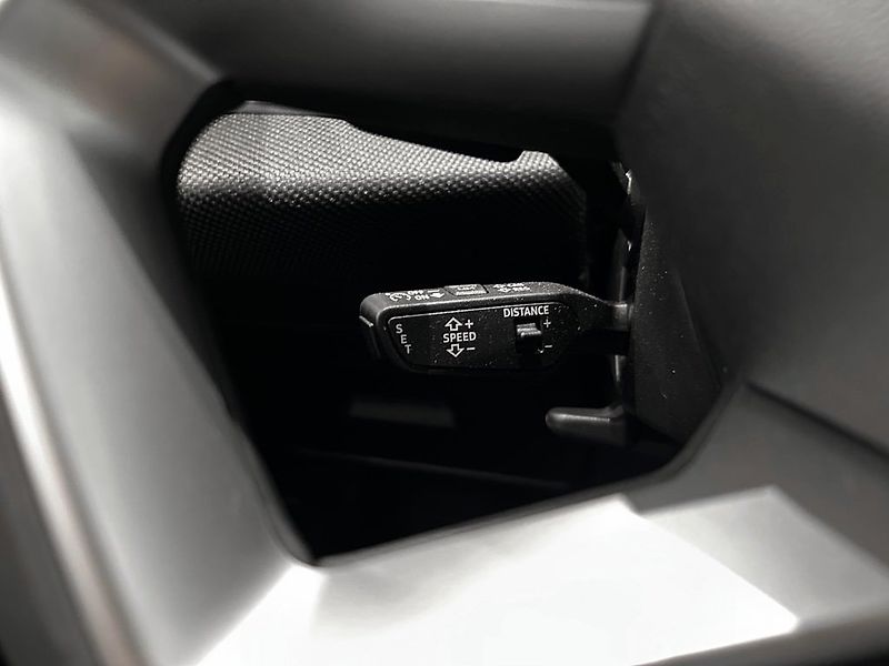 Audi A6 TDI quattro Tech+ NezTo Matrix - fotka 9 z 15