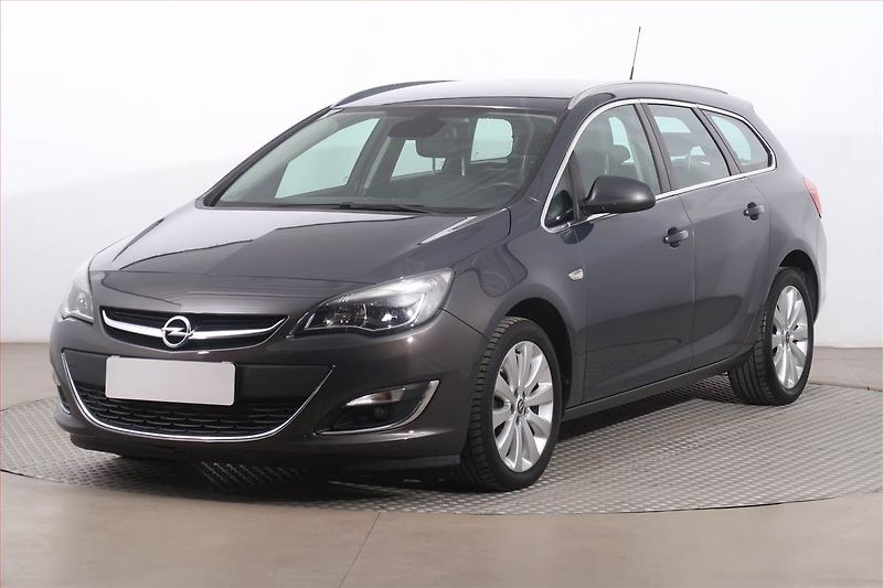 Opel Astra (2014) Cosmo 1.4 T, LPG, Serv.kniha - fotka 2 z 18