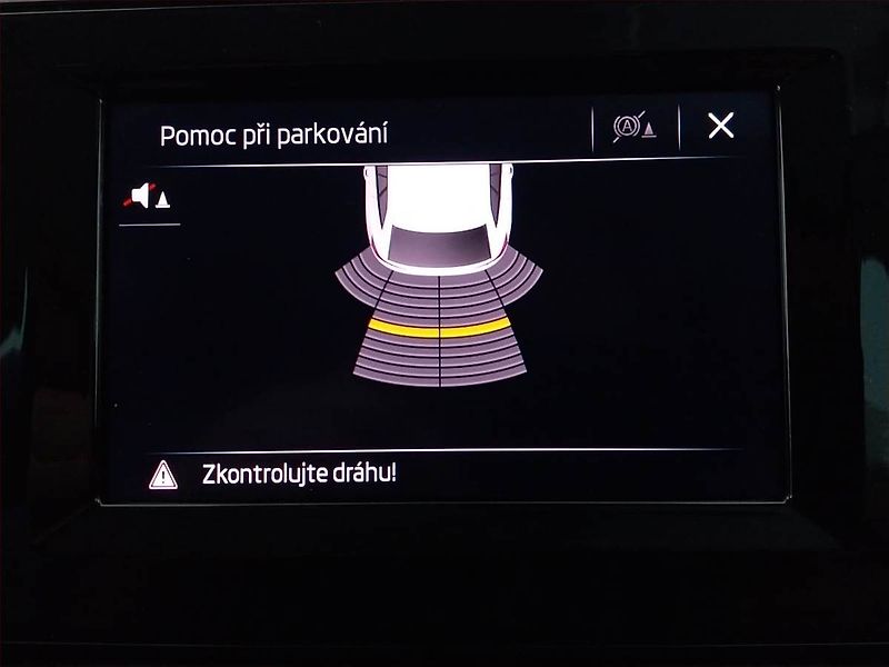 Škoda Scala (2022) Ambition 1.0 TSI, ČR,1.maj - fotka 18 z 18