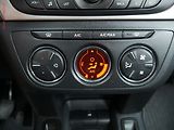 Citroën C-Elysée (2015) 1.6 HDi, ČR, AC, tempo, park - náhled 13