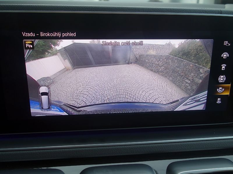 Mercedes-Benz GLS (2020) 350D*4M*WEBASTO*MASÁŽ*69000KM! - fotka 24 z 50