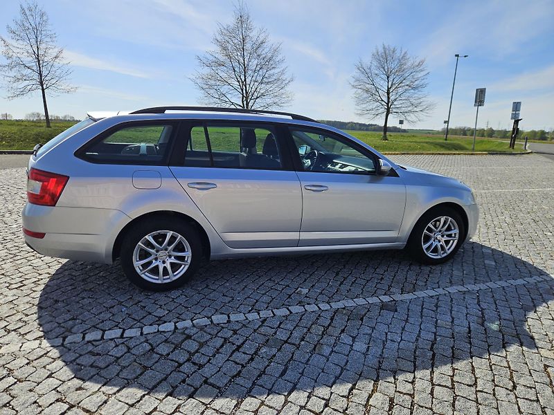 Škoda Octavia (2016) 2L 110kw, DPH,  SPLÁTKY  - fotka 6 z 27