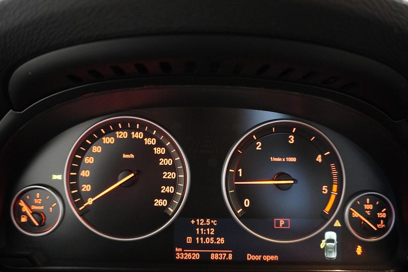 BMW X3 3,0 XDRIVE30D AUTOMAT - fotka 18 z 27