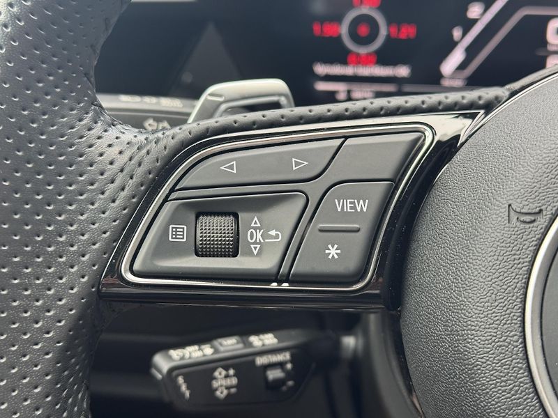 Audi RS 3 (2024) 2.5TFSi 294kW Quattro, Matrix  - fotka 27 z 57
