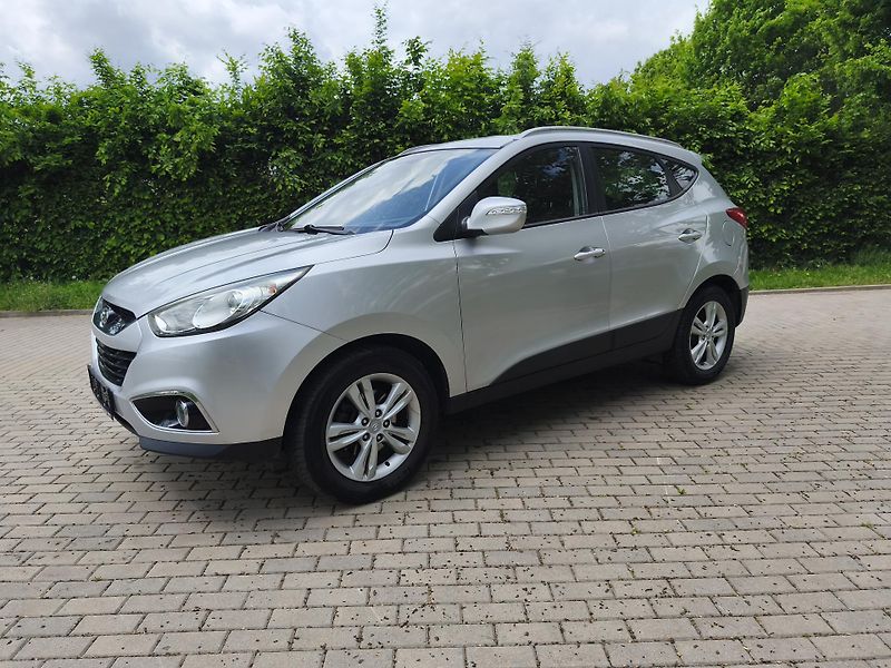 Hyundai ix35 2.0 CRDI - fotka 2 z 21