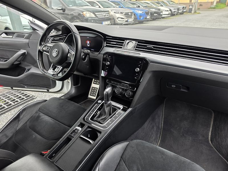 Volkswagen Arteon 2.0 TDI R-Line TZ Led Alcantra - fotka 12 z 19