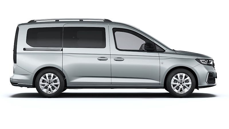 Ford Tourneo Connect (2025) Titanium, Grand Tourneo, 2.0 E - fotka 8 z 9