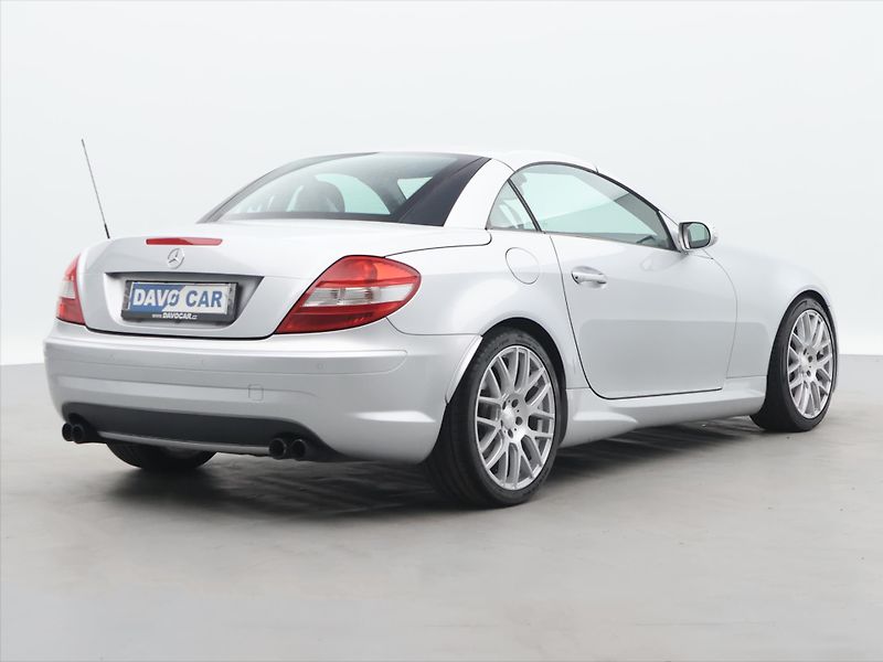 Mercedes-Benz SLK 3.5 350 V6 200kW Serv.kniha - fotka 7 z 38