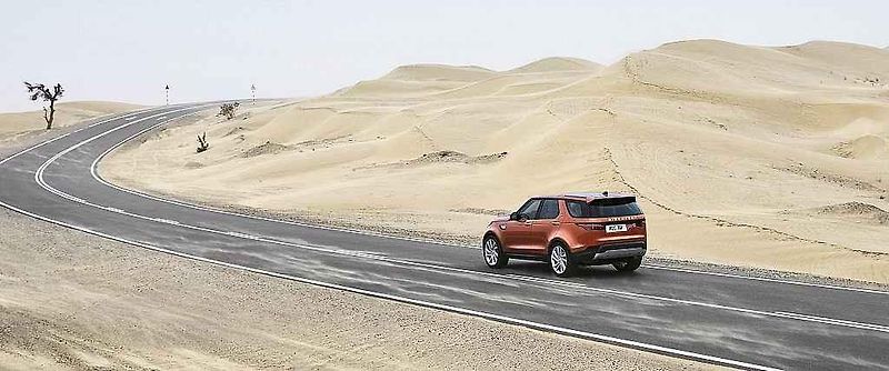 Land Rover Discovery.