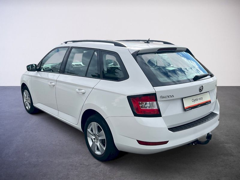 Škoda Fabia (2019) Ambition 1.0TSi 70kW 5°manuáln - fotka 7 z 26