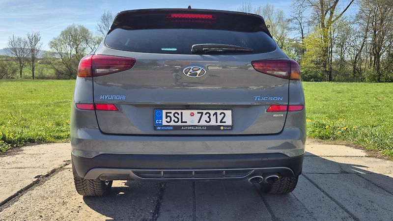 Hyundai Tucson 1.6 CRDi 4x4 N-Line - fotka 6 z 20