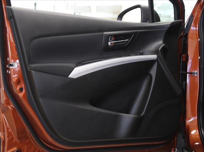 Suzuki SX4 S-Cross 1,4 Boostjet 4x4 1.maj.ČR - fotka 12 z 23