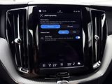 Volvo XC60 B5 AWD (benzín) // PLUS DARK - náhled 31
