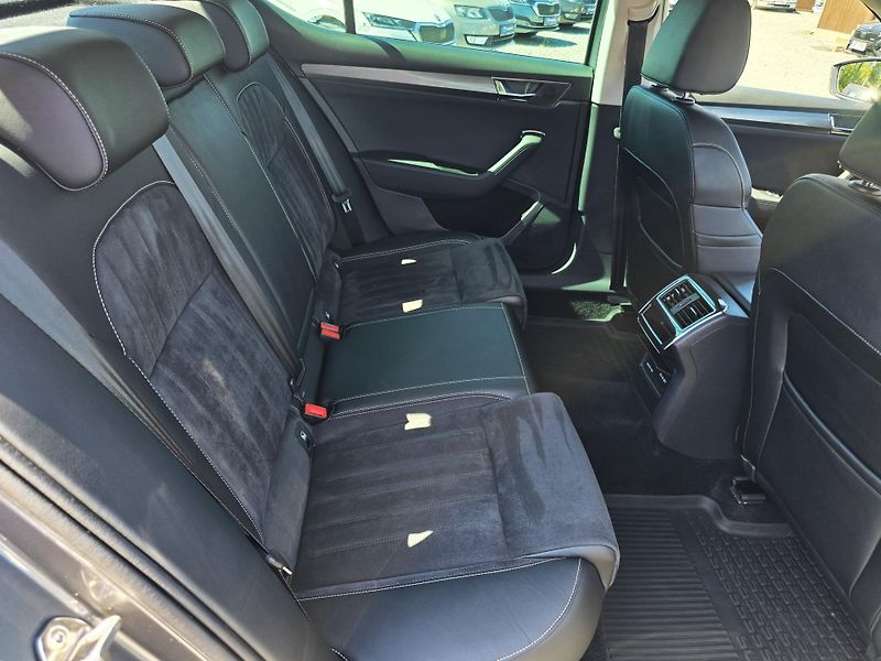 Škoda Superb 2.0TDI 110KW DSG STYLE+ TZ. ČR - fotka 24 z 50