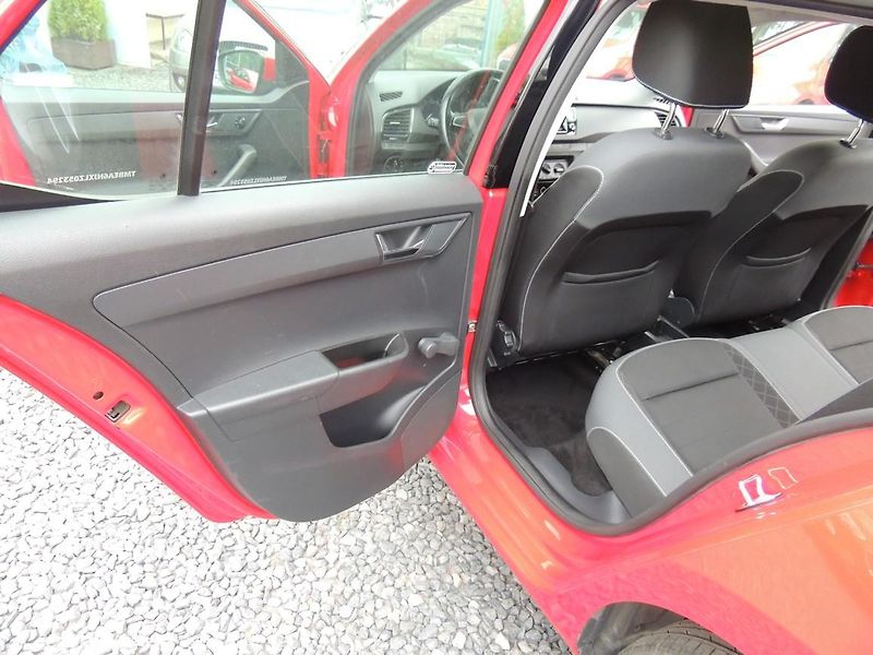 Škoda Fabia (2019) 1.0MPi,44kw,Amb,ČR,1.maj.TZ - fotka 12 z 35