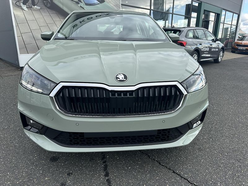 Škoda Fabia CLASSIC 1.0MPI 59kW - fotka 2 z 12