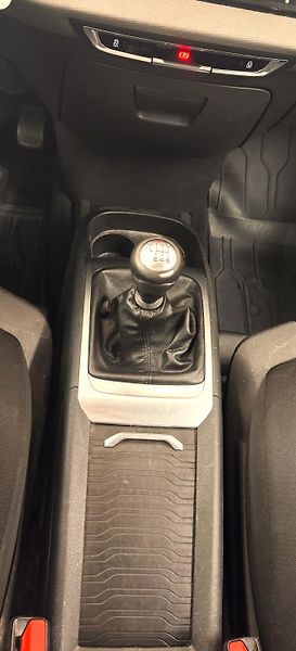 Citroën Grand C4 Picasso 1.6 HDI,Intensive ,ČR, 7 míst - fotka 17 z 29