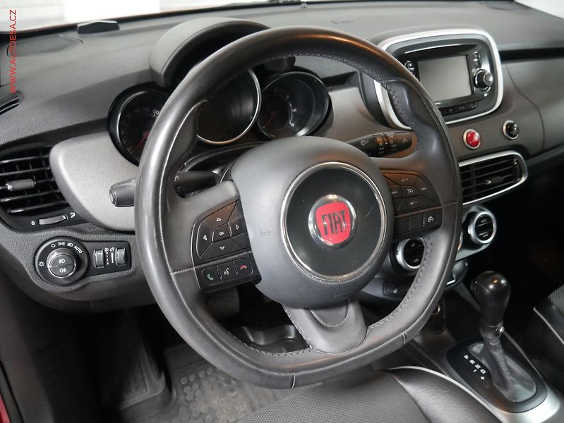 Fiat 500X (2017) 2.0 4x4, 2.maj,ČR, servis - fotka 13 z 21