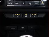 Kia Ceed (2020) 1.0 T-GDI, Tempomat - náhled 19