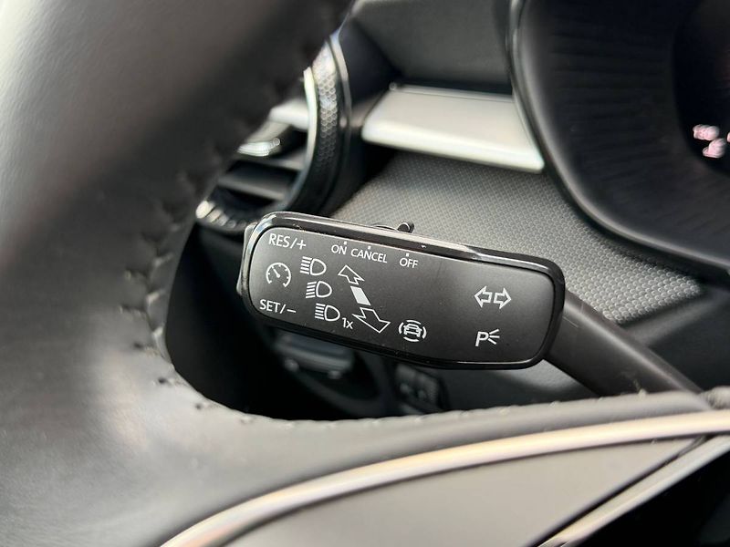 Škoda Fabia Selection 1,0 MPI 59 kW 5° MP - fotka 24 z 28