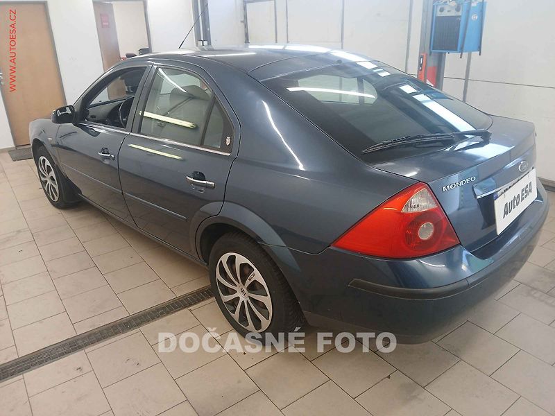 Ford Mondeo (2004) 1.8 SCi, autoAC - fotka 2 z 3