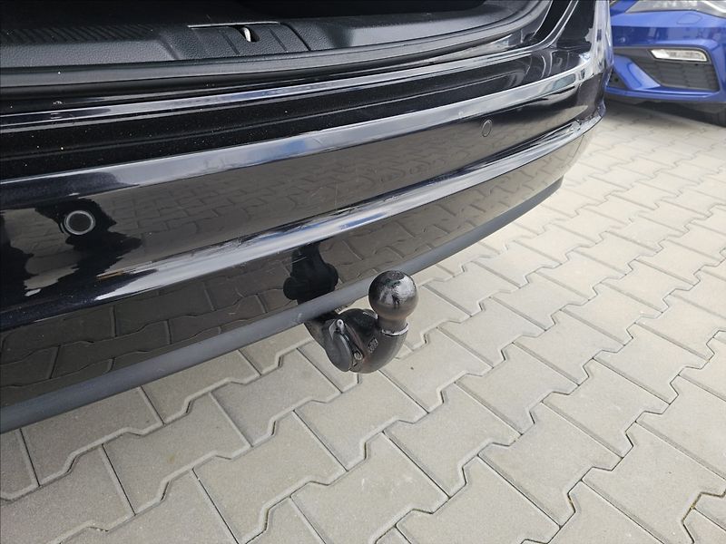 Seat Alhambra 2,0TDi 130KW FR DSG 4X4 TZ - fotka 32 z 50