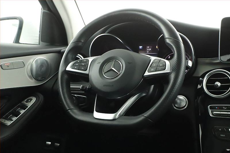 Mercedes-Benz GLC (2018) 220 d 4MATIC - fotka 8 z 21