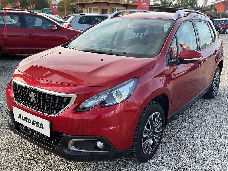 Peugeot 2008 (2018) 1.2PT, 2.maj,ČR, autoAC - fotka 3 z 21