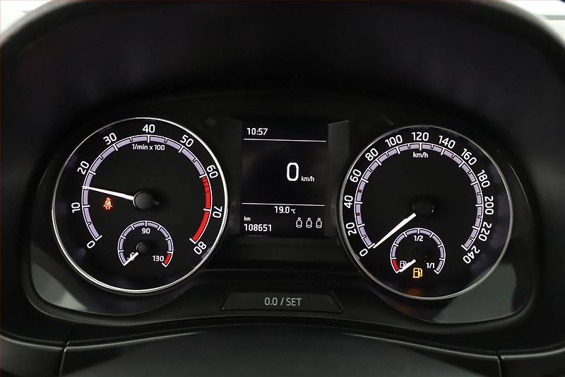 Škoda Fabia (2020) Style 1.0 TSI, ČR,1.maj - fotka 9 z 15