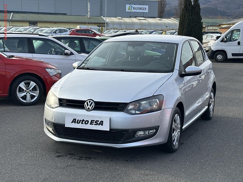 Volkswagen Polo (2012) 1.4i, ČR, AC, +kola - fotka 3 z 16