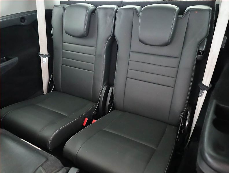Renault Grand Scénic (2015) Bose 2.0 dCi, Automat, 7 míst - fotka 15 z 17