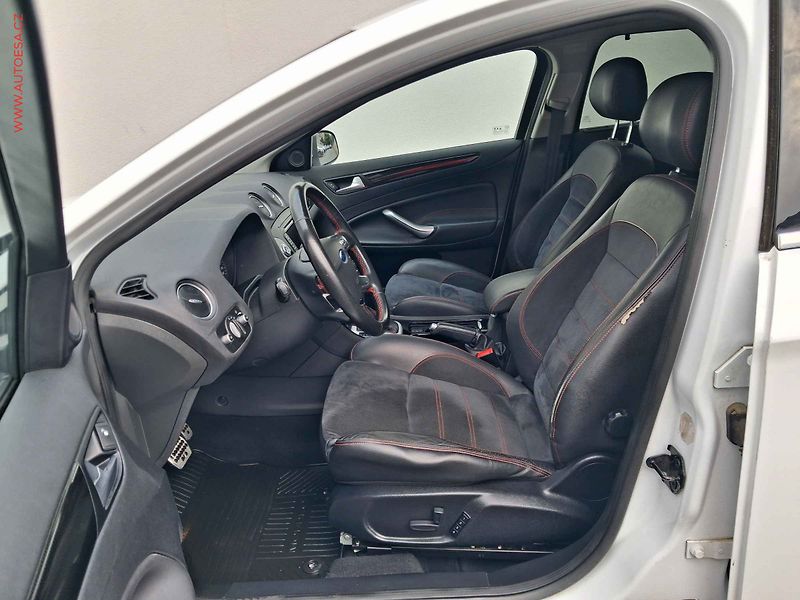 Ford Mondeo (2012) 2.0 TDCi, Titanium S, AT - fotka 9 z 20