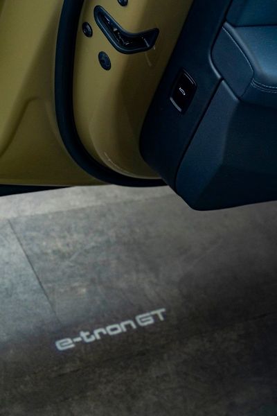 Audi Ostatní 350kW Laser HUD NightV ZÁRUKA - fotka 34 z 42