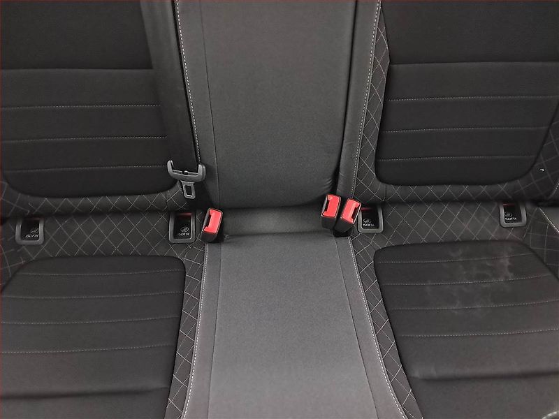 Škoda Fabia (2019) 1.0, ČR,1.maj, Park. senzory - fotka 10 z 13