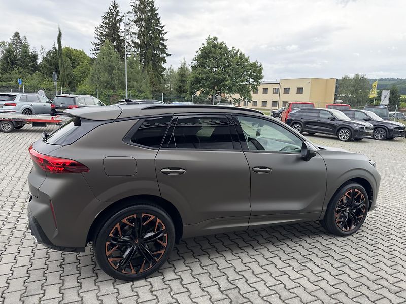 Cupra Terramar (2026) 2.0TSI 150kW 4WD R20 NT DCC CZ - fotka 9 z 46